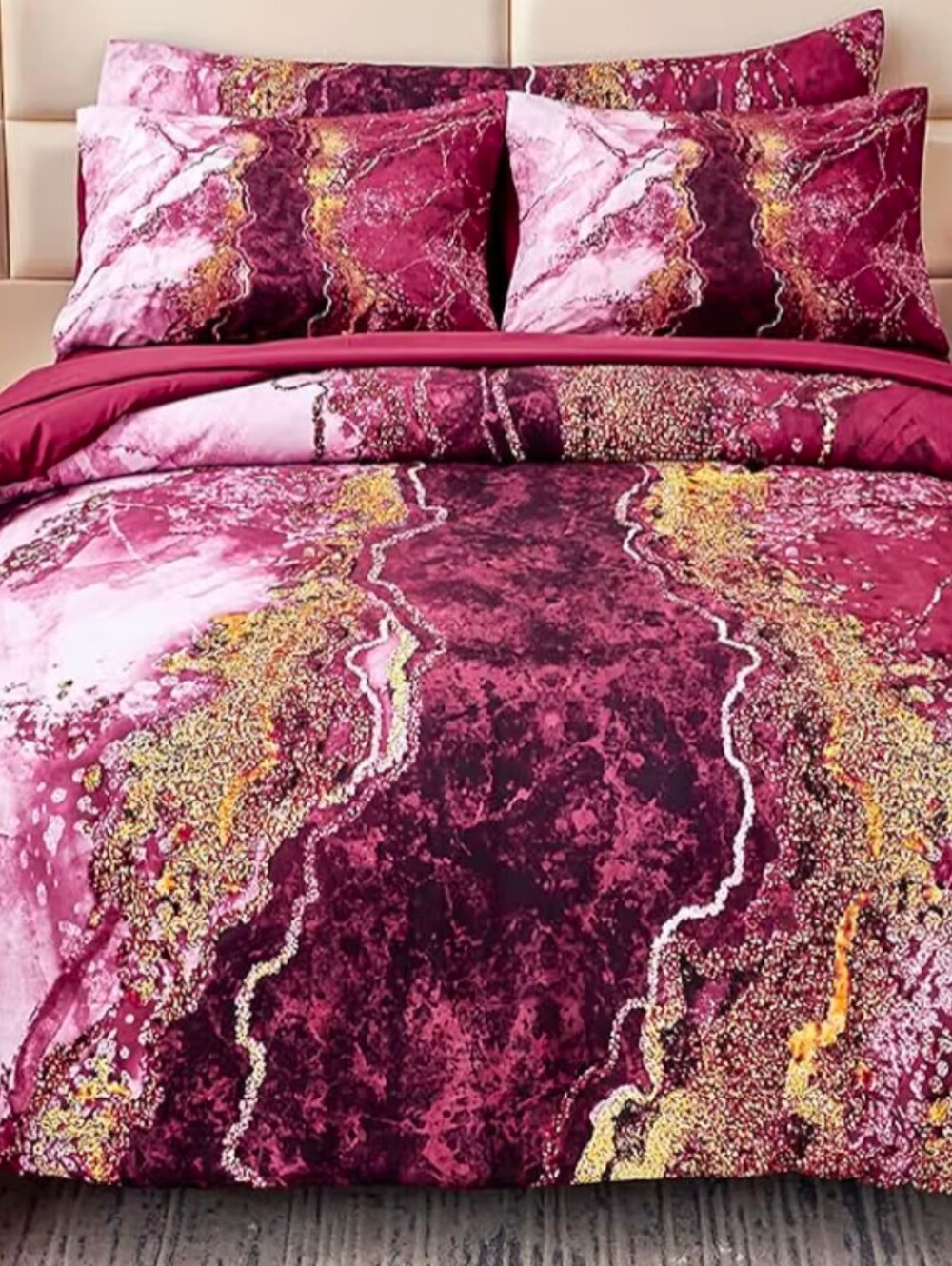 Plush Marbled Comforter Set in Deep Burgundy, Black and Gold - Full Size NIB